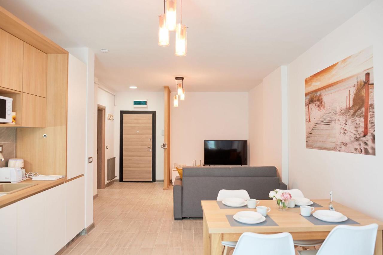 Opal Luxury Apartment 109 Spa N Pool Beach Resort Năvodari Eksteriør bilde